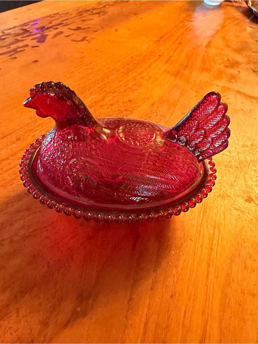 Red Glass Hen on Nest new import 5”